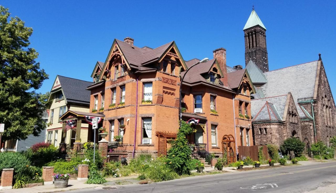 Buffalo Harmony House Εξωτερικό φωτογραφία